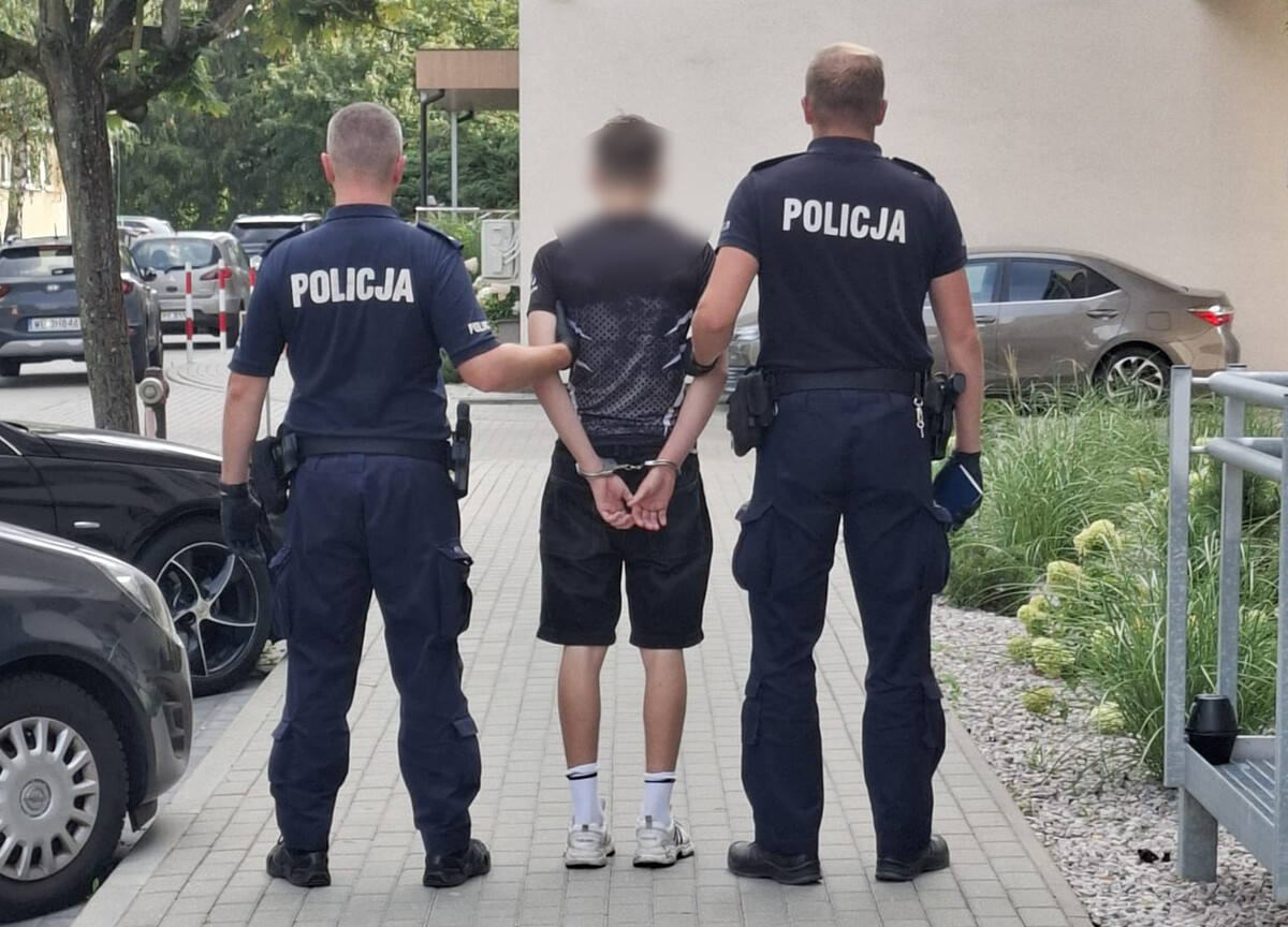 Rozbój w Sulejówku: Zatrzymano cztery osoby dzięki sprawnej reakcji policji